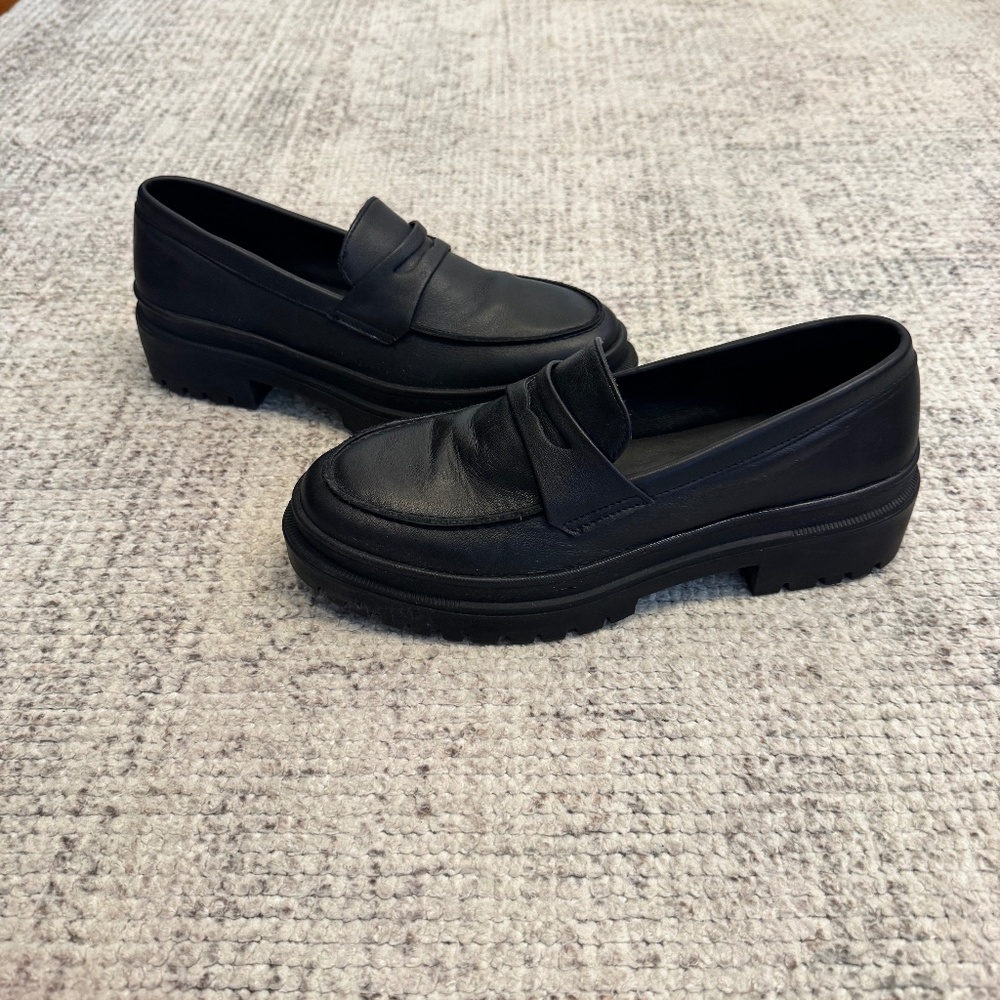 Patina Black Leather Platform Penny Loafer Lug Sole Women's Size 10